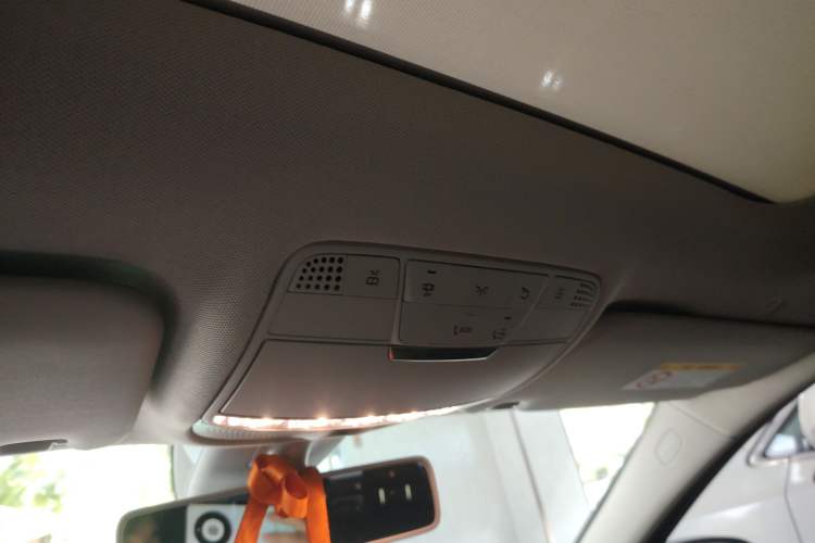 Used Mercedes-Benz C-Class 2020 Restyled C 260 L Sport Edition Headliner