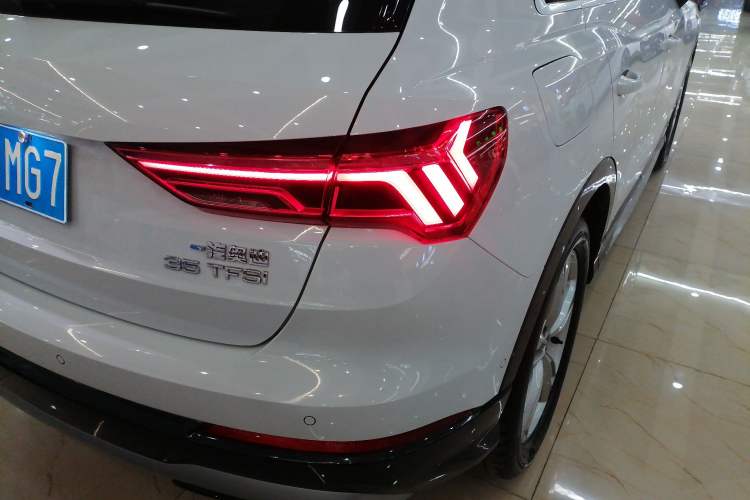 Used Audi Q3 2021 35 TFSI Fashionable and Elegant Model
