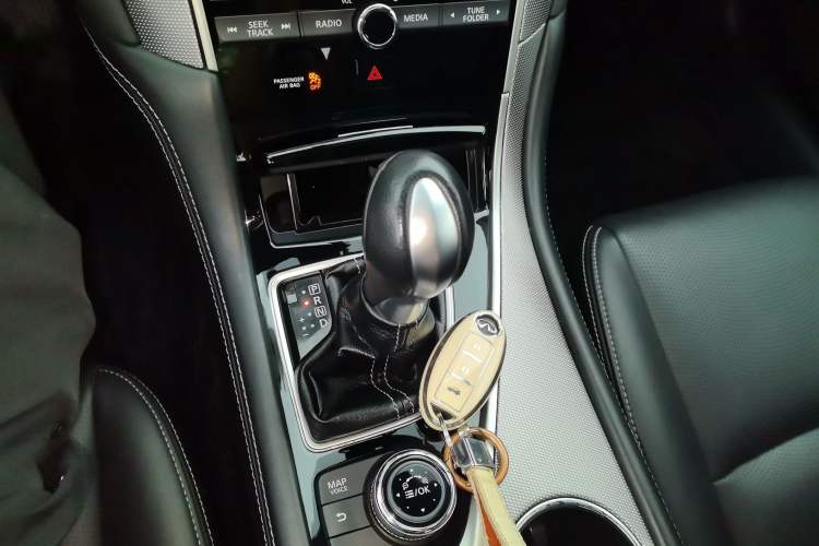 Used Infiniti Q50L 2016 2.0T Enjoyment Edition
