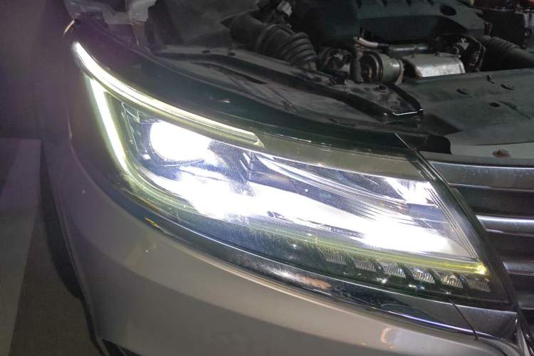 Used Roewe i6 New Energy 2017 45T Hybrid Connective Smart Luxury Edition