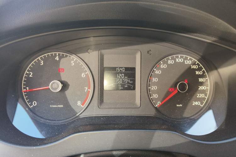 Used Volkswagen Sagitar 2012 1.6L Manual Comfort Model
