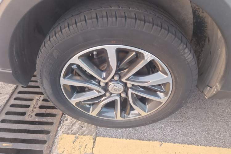 Used Baojun 730 2019 1.5L Manual Fashion Model 7-seater China VI