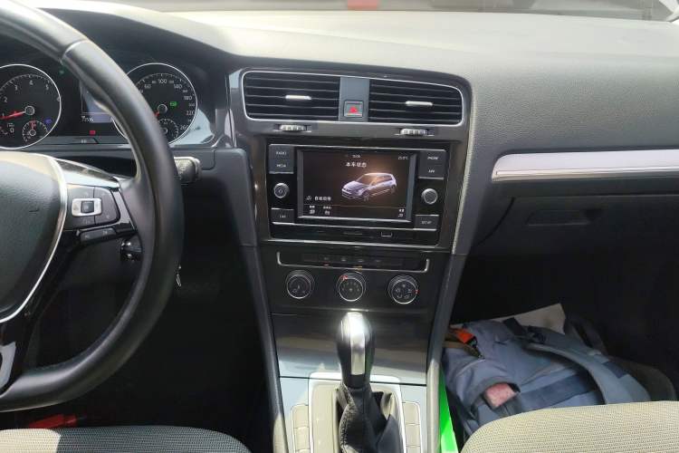 Used Volkswagen Golf 2018 230TSI Automatic Comfort Model
