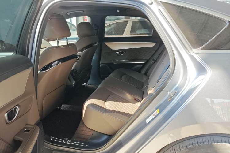 Used BYD Han 2023 DM-i Champion Edition 121KM Prestige Model
