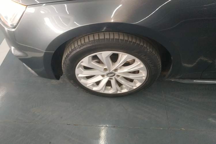 Used Audi A4L 2019 40 TFSI Ambition China VI