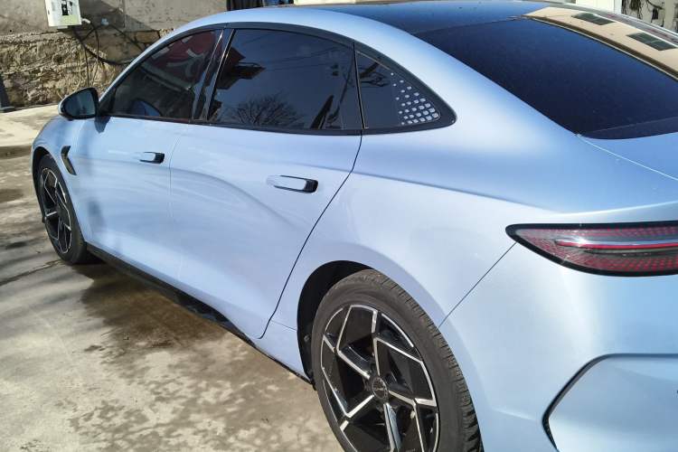 Used BYD Seal 2022 650 km All-Wheel-Drive Performance Version