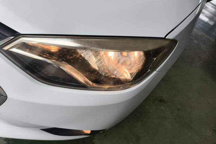 Used Chevrolet Lova RV 2018 1.5L Automatic Smart Drive Model Left Front Headlight