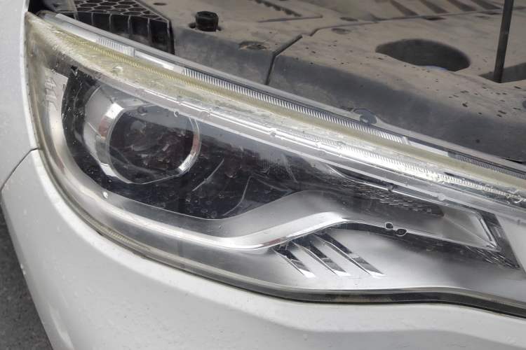 Used FAW Senya R9 2018 1.2T Manual Prestige Smart Enjoyment Model
