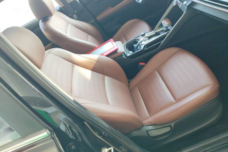 Used Kia Sportage R 2021 Ace 2.0L Splendid Edition
