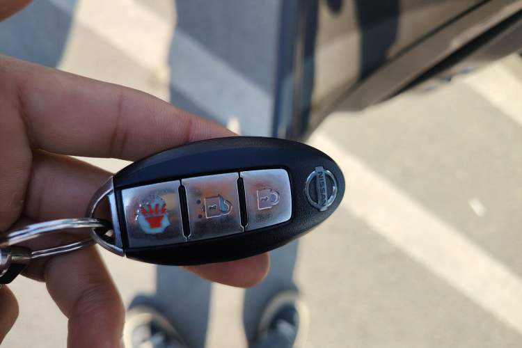 Used Nissan X-Trail 2012 2.5L CVT Luxury Edition 4WD