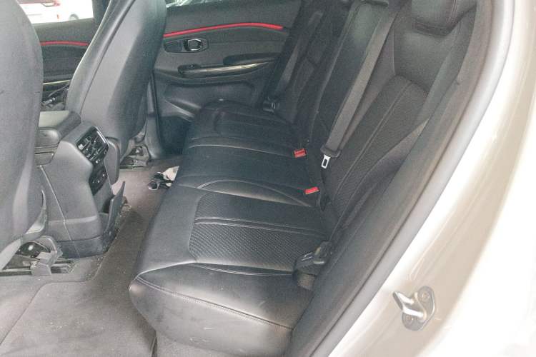 Used Nio ES6 2022 75 kWh Sport Edition Left Rear Seat