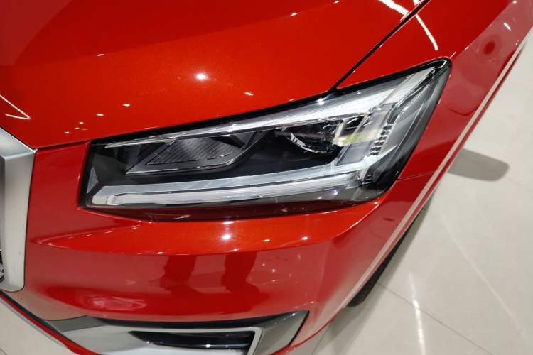 Used Audi Q2L 2021 35 TFSI Fashionable and Elegant Model Left Front Headlight