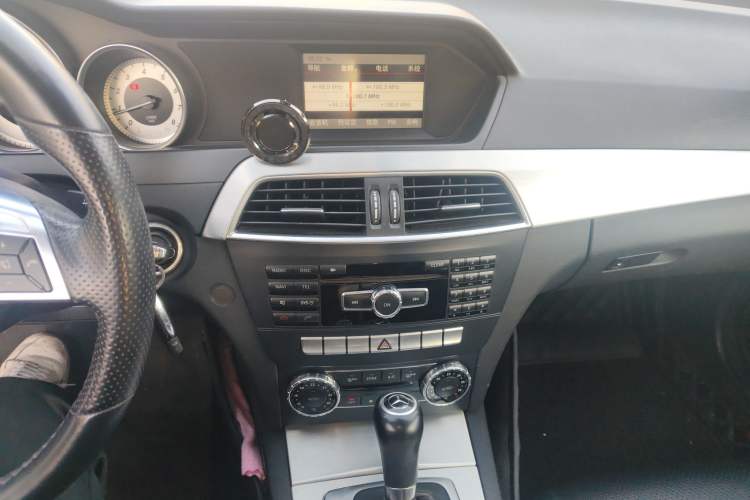 Used Mercedes-Benz C-Class 2013 C 180 Coupe Audio And AC Panel