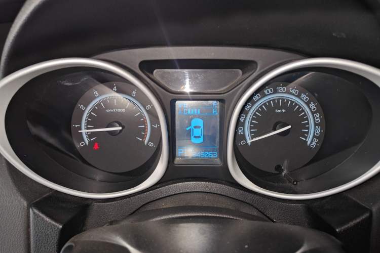 Used GAC Trumpchi GS5 2013 2.0L Automatic Two-Wheel Drive Light Interior Special Edition