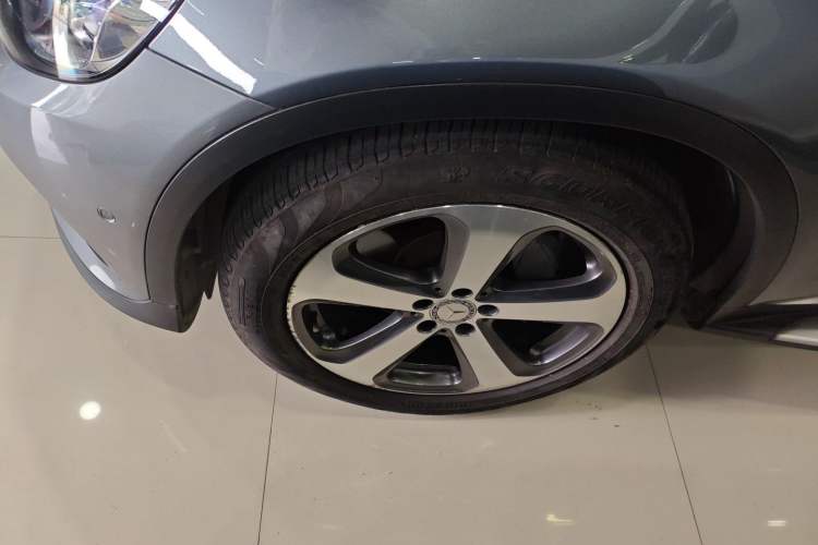 Used Mercedes-Benz GLC 2016 GLC 300 4MATIC Dynamic Model
