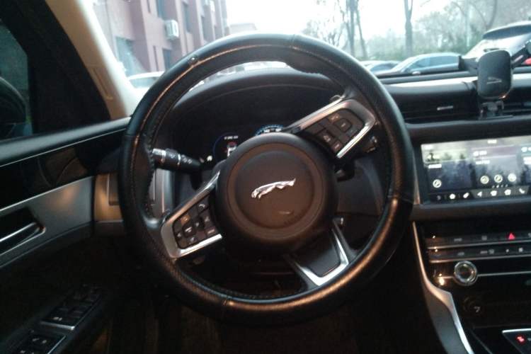 Used Jaguar XFL 2020 XFL 2.0T P200 Two-Wheel-Drive Elite Edition