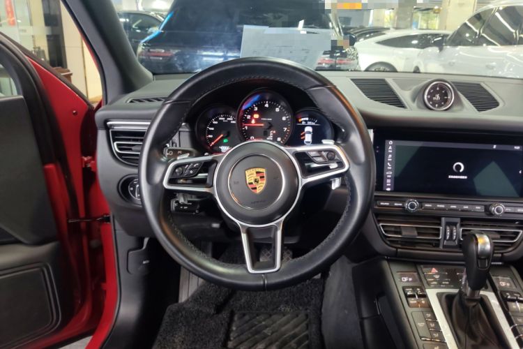 Used Porsche Macan 2021 Macan 2.0T