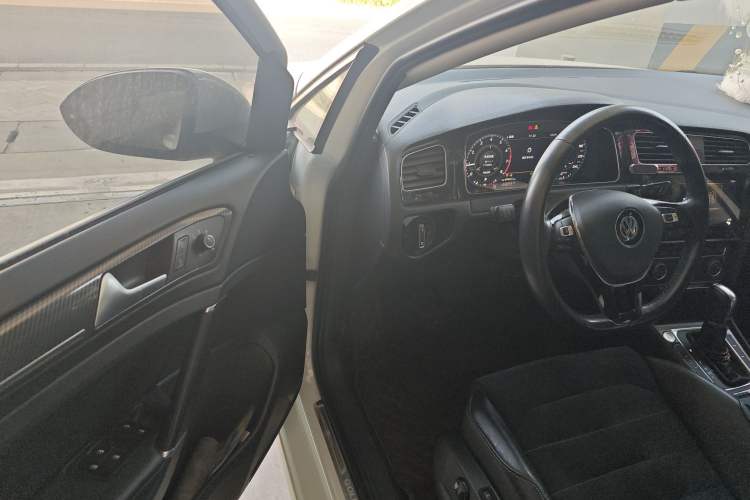 Used Volkswagen Golf 