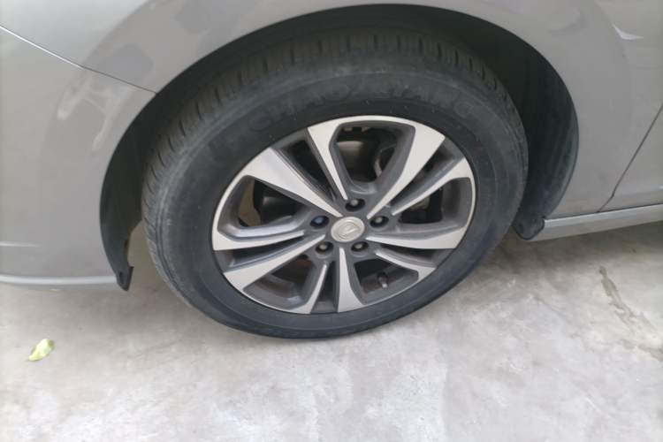 Used CHANGAN Eado 2021 PLUS Blue Whale NE 1.4T GDI DCT Prestige Model Left Front Wheel Hub
