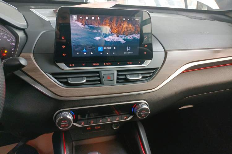 Used Nissan Teana 2021 2.0L XL Comfort Edition Audio And AC Panel