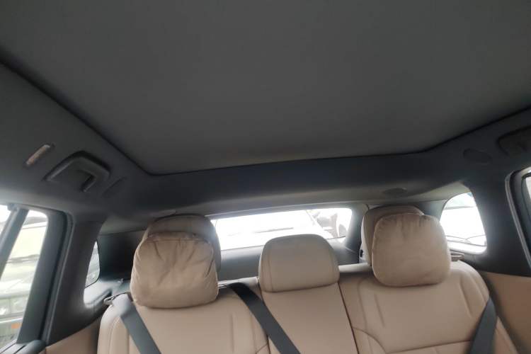 Used Li Auto i6 2025 Model Two-Wheel-Drive Standard Type