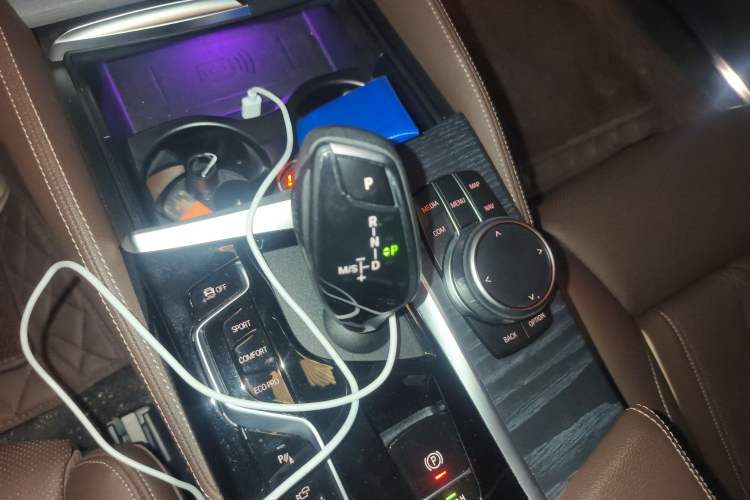 Used BMW 5 Series 2022 Restyled 530Li Luxury Edition M Sport Package