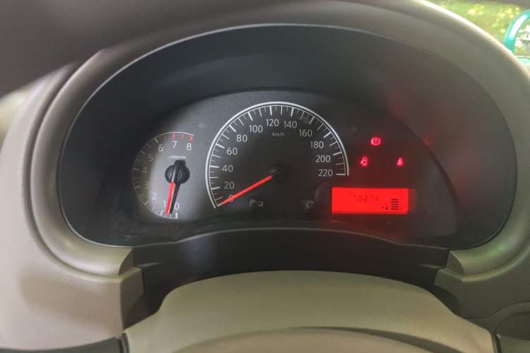 Used Nissan Sunny 2015 1.5XE Manual Comfort Edition