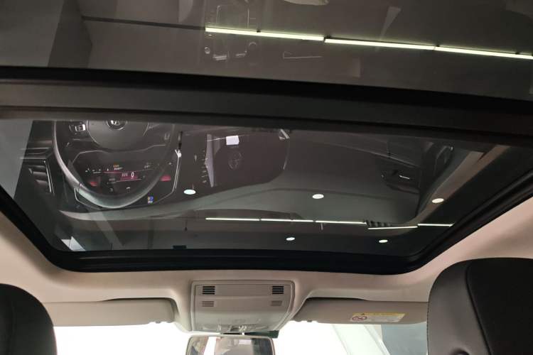 Used Volkswagen Sagitar 2021 280TSI DSG Comfort Connect Edition Headliner