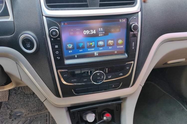 Used Geely Auto Emgrand 2014 Sedan 1.5L Manual Elite Model Audio And AC Panel