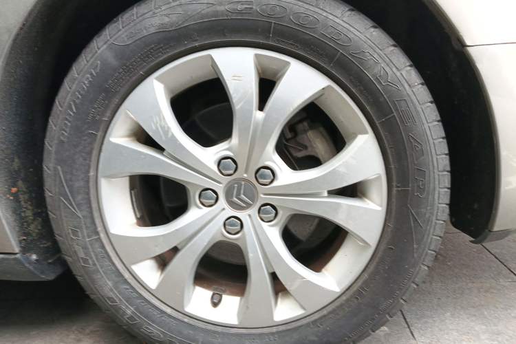 Used Citroen C5 2012 2.3L Automatic Zunyu Version