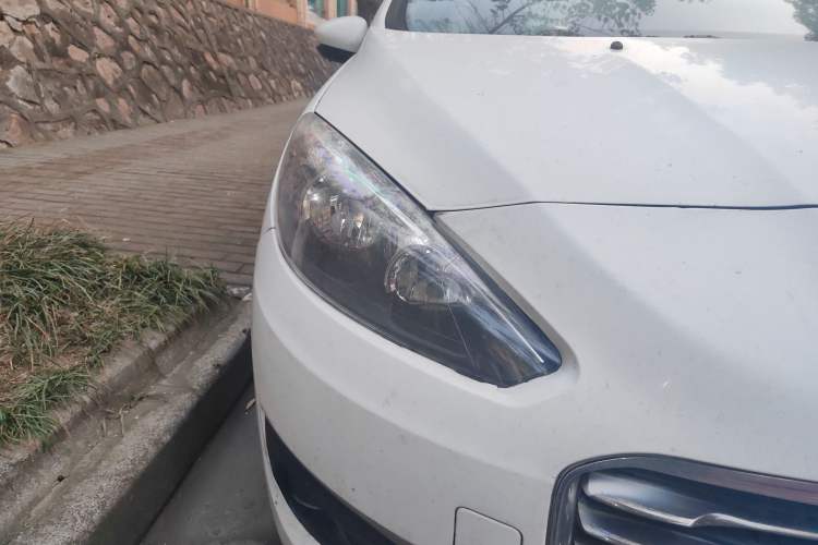 Used Peugeot 308 2012 1.6L Manual Fashion Edition