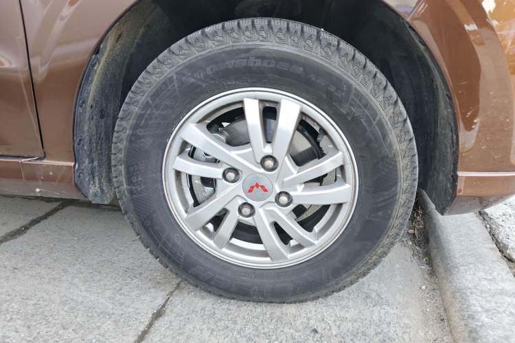 Used Wuling Hongguang 2021 1.5L Revised S Standard Version Hydraulic-Power-Assisted LAR
