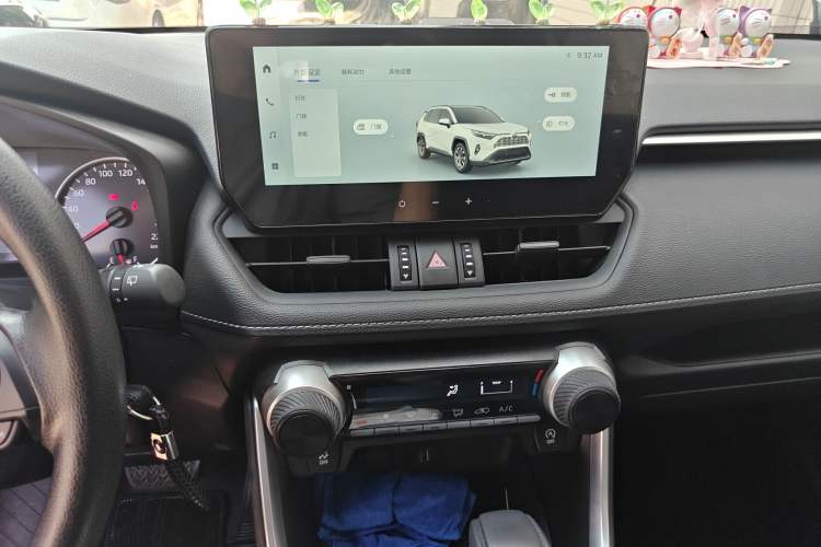 Used Toyota RAV4 2024 2.0L CVT Two-Wheel Drive Urban Edition