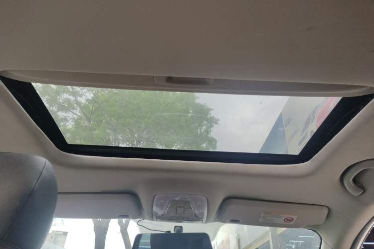 Used GAC Trumpchi GS4 2015 200T G-DCT Luxury Edition Headliner