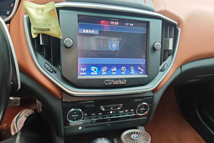 Used Maserati Ghibli 2014 3.0T S
