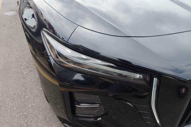 Used Hongqi H5 2025 2.0T Automatic Xuan Ying Edition