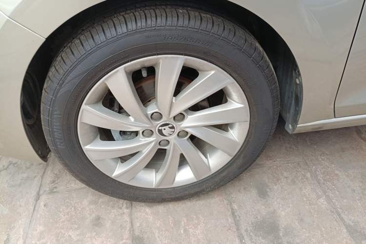 Used Skoda Rapid 2019 1.5L Automatic Comfort Edition China V Standard