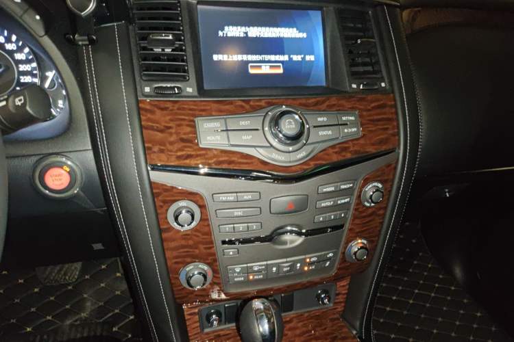 Used Nissan Patrol 2017 5.6L Standard Edition Audio And AC Panel