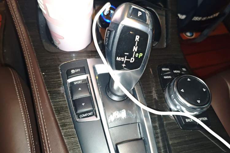 Used BMW 5 Series 2014 525Li Luxury Design Package
