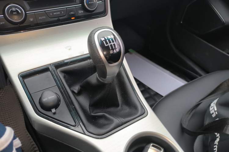 Used Geely Auto Emgrand GL 2017 1.3T Manual Elite Model
