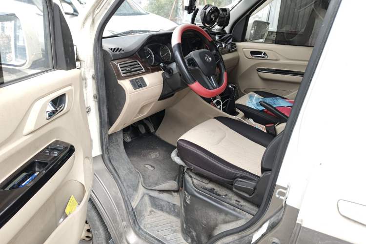 Used CHANGAN KUAYUE Xing V7 2022 1.6L Gasoline Comfort Version 2-Seat Dual-Side Doors DAM16KR Driver Seat