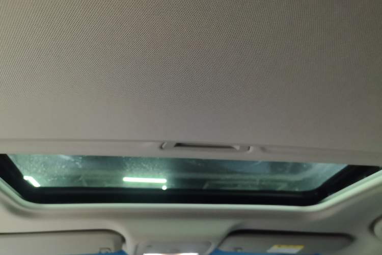 Used Buick GT 2019 18T Automatic Connected Flagship Version China VI Standard Headliner