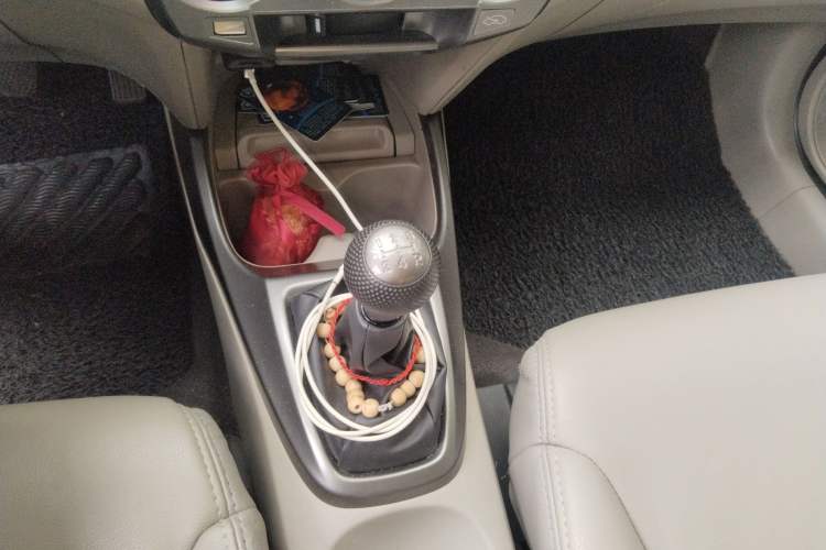 Used Honda City Classic 2012 1.5L manual Elite Edition
