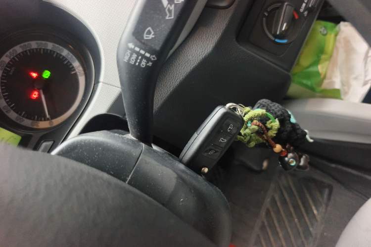 Used Skoda Fabia 2017 1.4L Automatic Car Enjoy Edition
