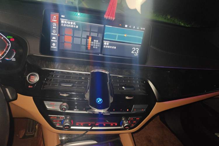 Used BMW 6 Series GT 2021 630i M Sport Package Audio And AC Panel