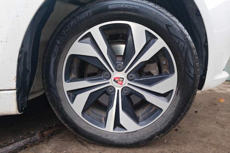 Used Roewe 360 2017 1.5L Automatic Luxury Edition