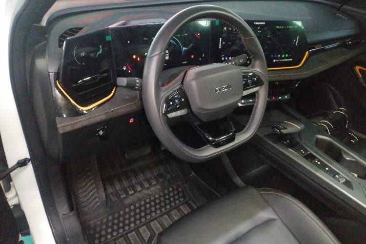 Used CHANGAN OSHAN X5 PLUS 2023 1.5T DCT Excellence Edition