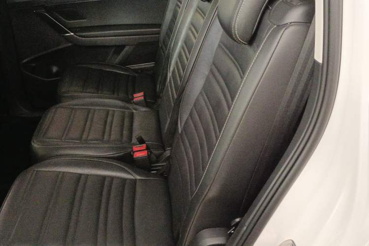 Used Volkswagen Touran 2018 Volkswagen Touran L 280TSI DSG Comfort Edition 7-seater Left Rear Seat