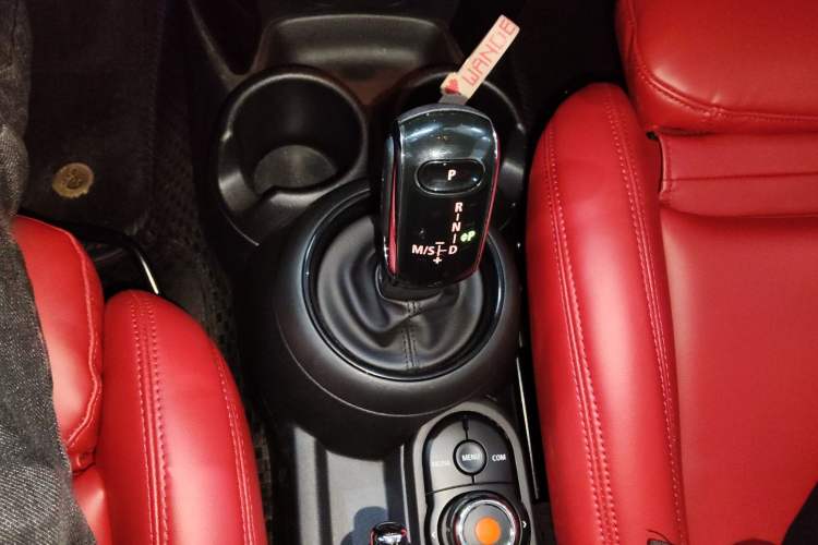 Used MINI MINI 2019 1.5T COOPER Classic Edition
