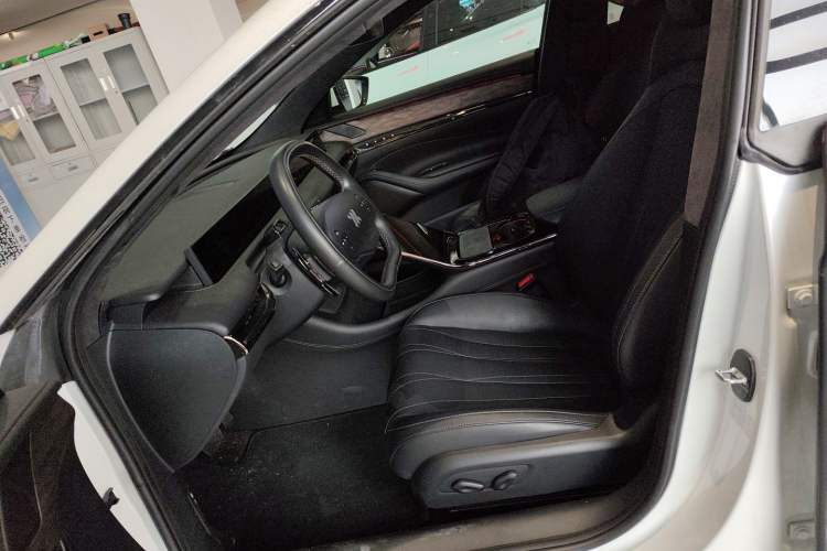 Used IM L7 2022 Dynamic Model